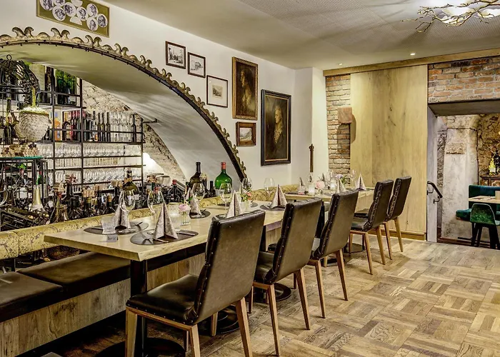 Hotel Goldener Adler, BW Signature Collection Innsbruck
